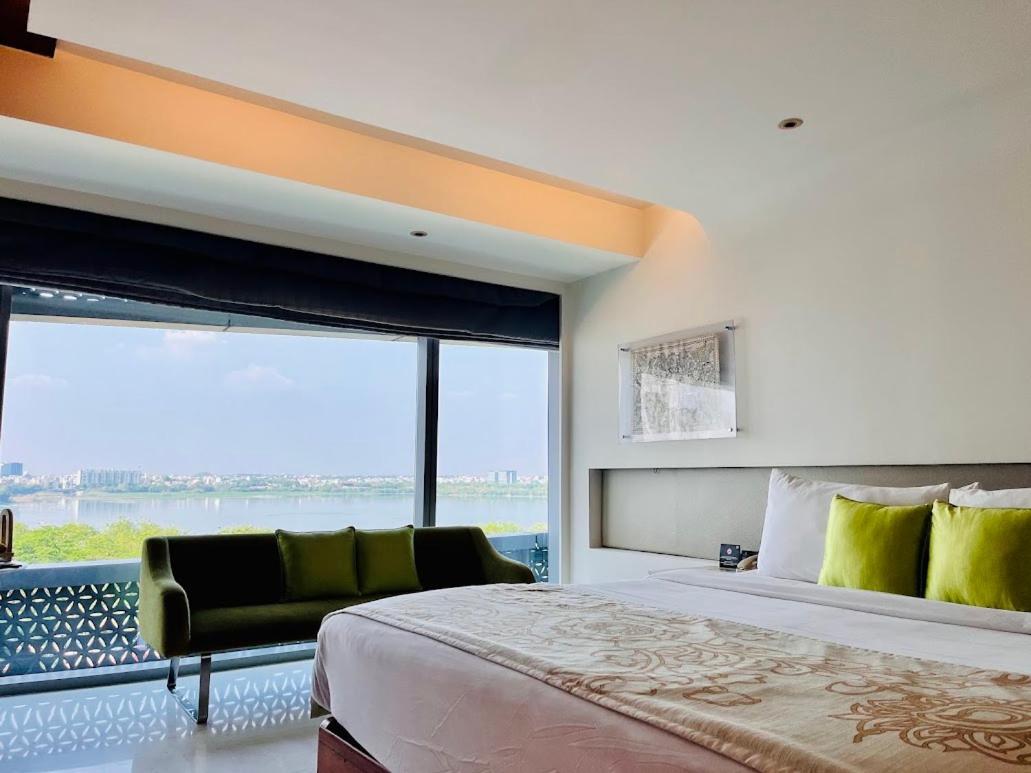 The Park Hyderabad, Banjara Hills Near Hussain Sagar 5* Hyderabad